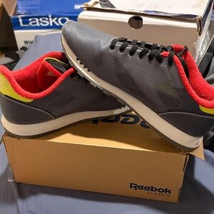 Reebok Classic Men's Gray and Yellow Sneakers